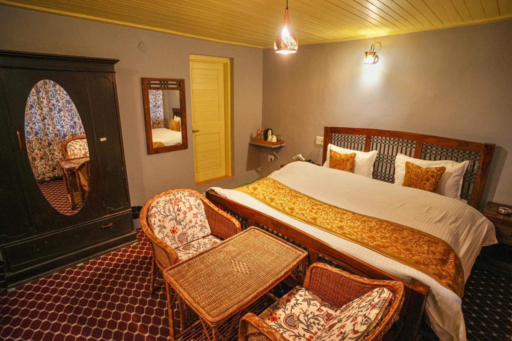 Hotel Little Silver Pahalgām Exterior foto